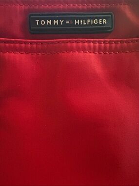 Tommy Hilfiger Red Satin-Look Pouch with Logo Plaque with wallet